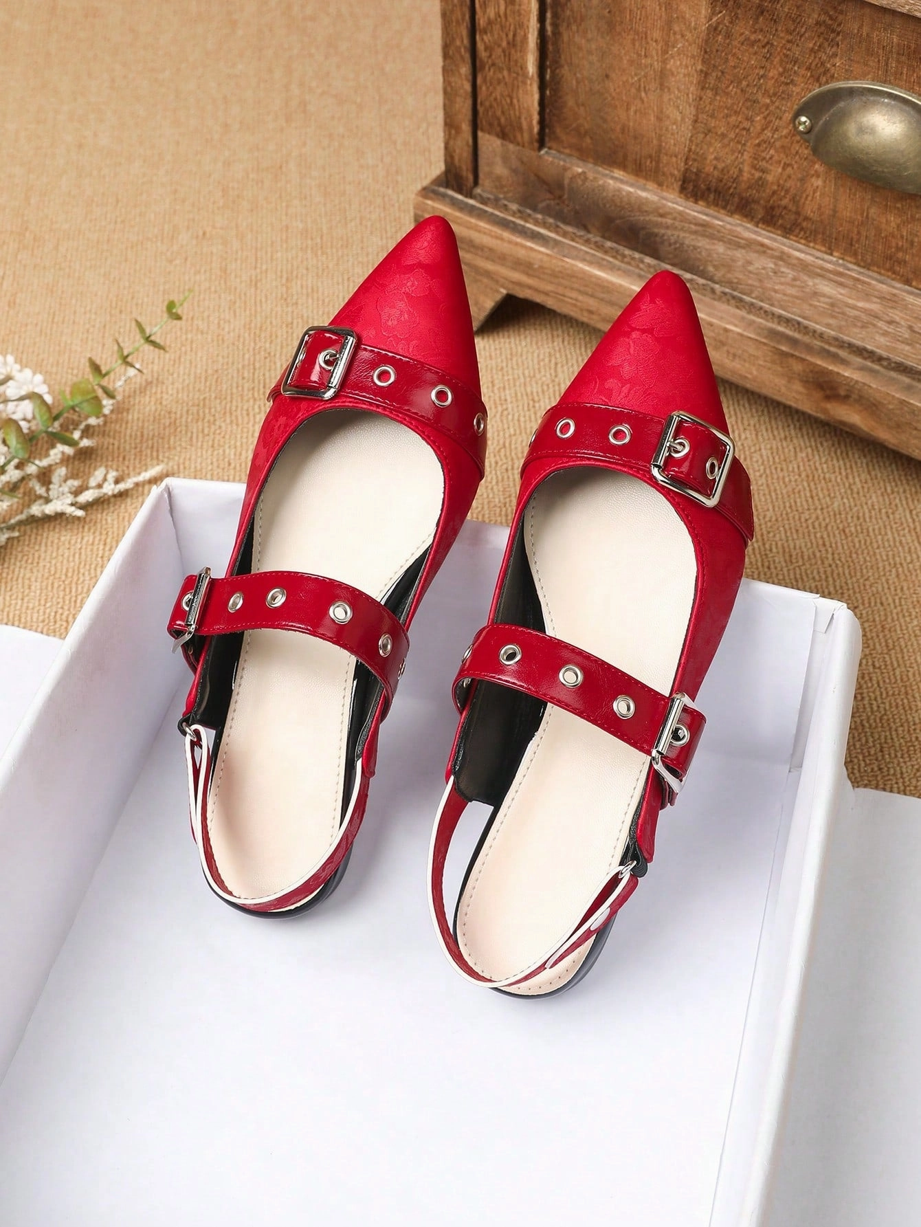 Vans Slip On Loafers 2024 British Style Loafers: Comfortable Slip-On Shoes for Women