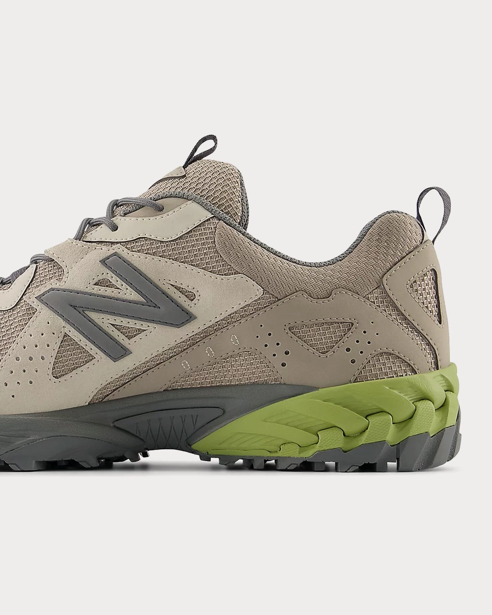 610Xv1 Light Mushroom / Timberwolf / Everglade Green Low Top Sneakers New Balance Shoes Navy Blue