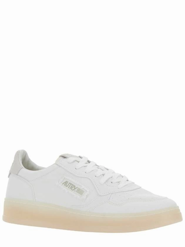 Tory Sneakers 'Medalist' White Low Top Sneakers With Embossed Logo On The Tongue In Grained Leather Man