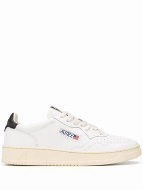 Pull On Sneakers 'Medalist Low' White Sneakers With Contrasting Heel Tab In Leather Man