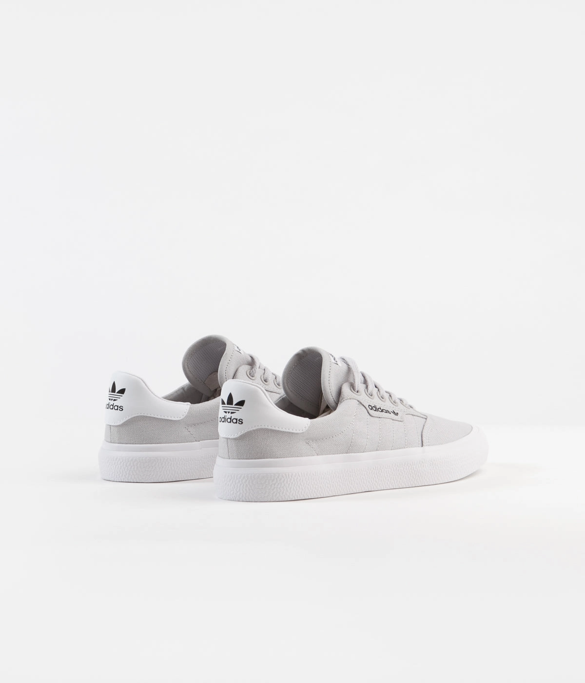 Adidas 22yds Boost Cricket Shoes Adidas 3MC Shoes - Light Solid Grey / Light Solid Grey / White