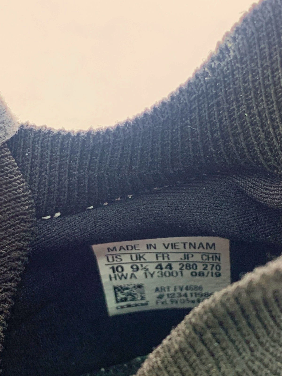 Adidas Black Alphaedge 4D Sneakers UK 9.5 Adidas Matchcourt Skate Shoes