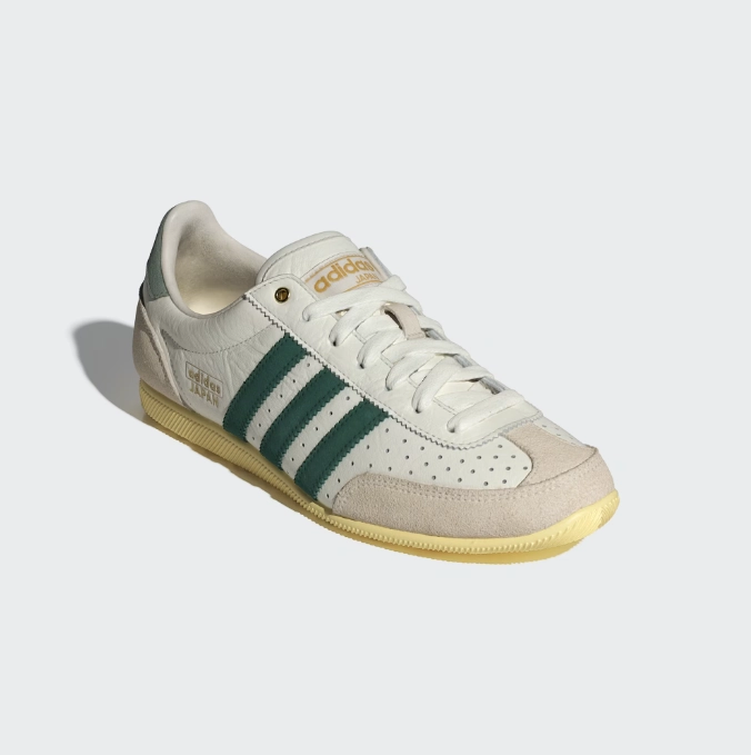 Adidas Japan - Off White / Collegiate Green / Orange Tint Adidas Adipower Vector Mid Cricket Shoes