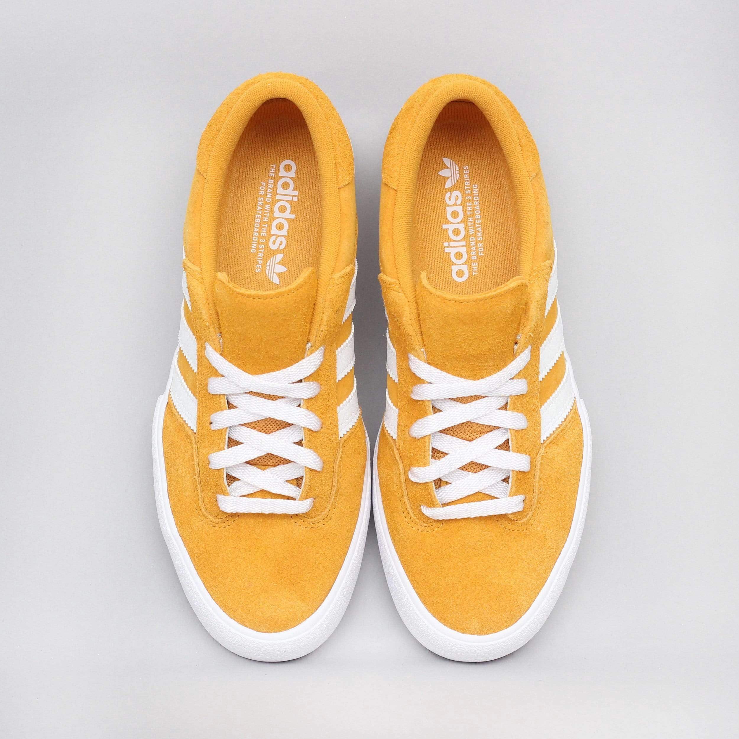 adidas Matchbreak Super Shoes Tactile Yellow / Footwear White / Gold Metallic Adidas Lite Racer 3.0 Running Shoes