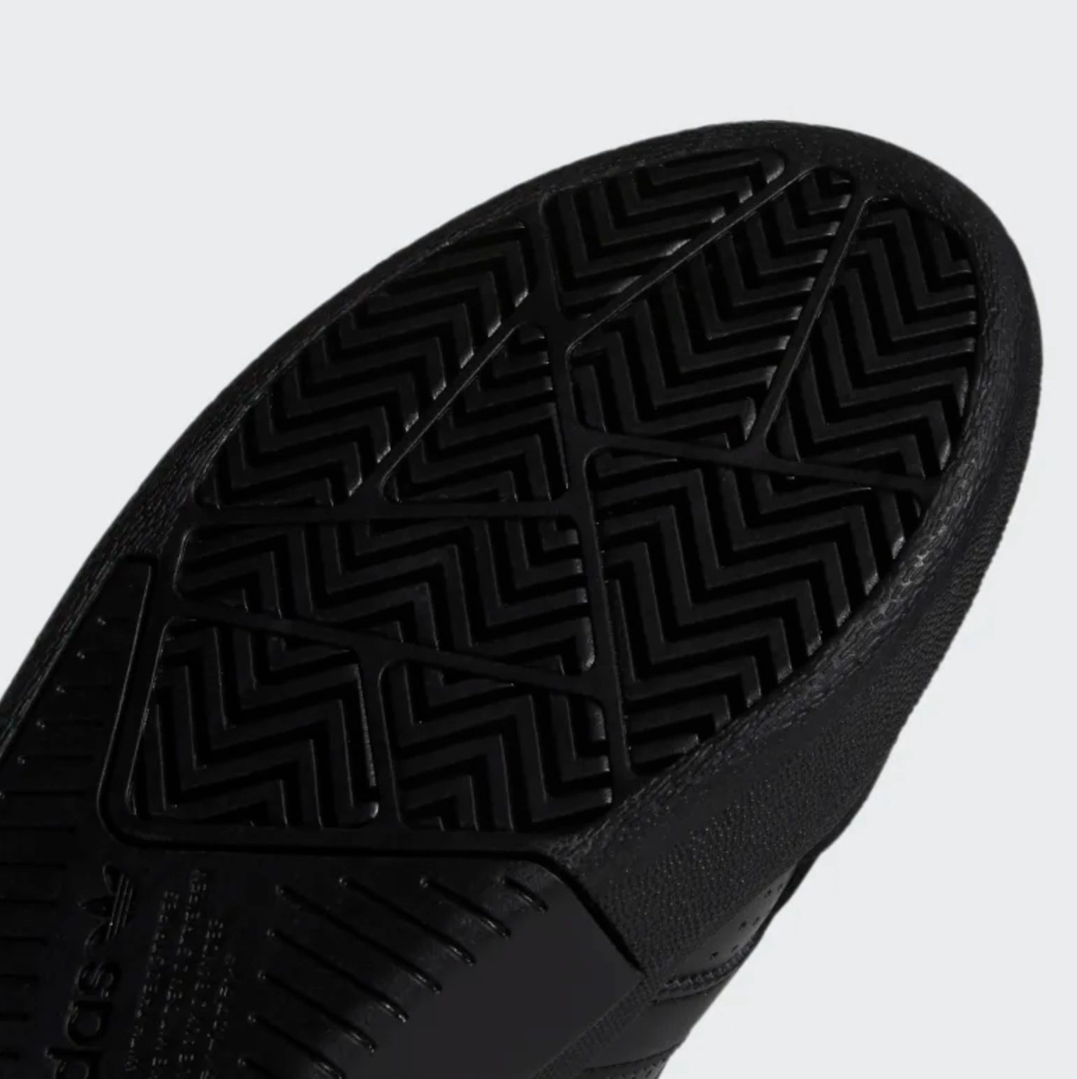 ADIDAS TYSHAWN LOW BLACK / BLACK / GOLD Adidas Terrex Free Hiker Hiking Shoes