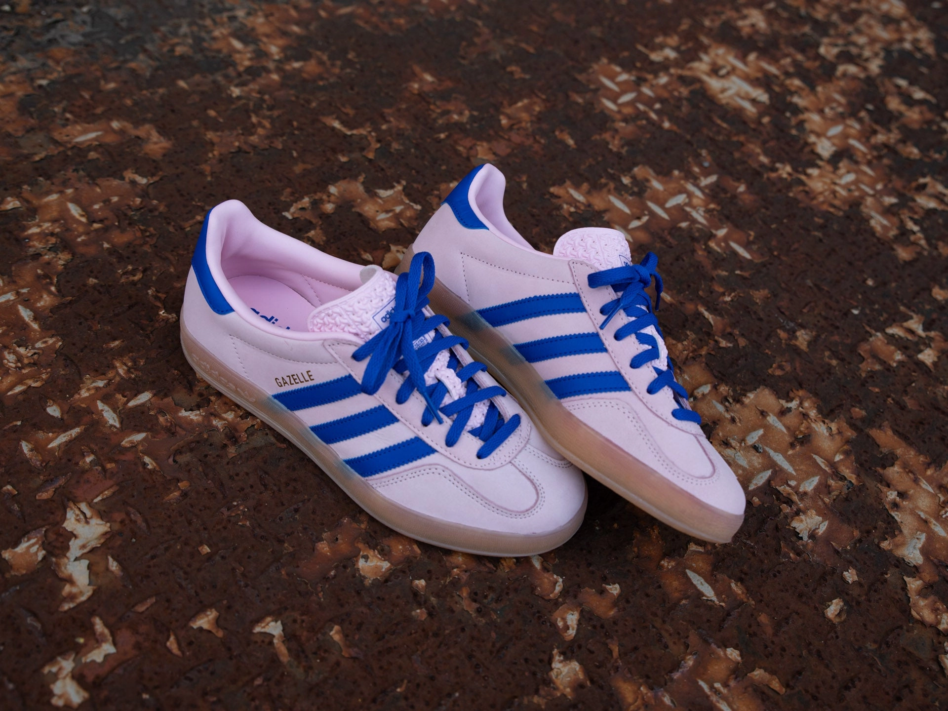 Adidas Kaptir Flow Shoes Adidas Women's Gazelle Indoor 'Clear Pink/Lucid Blue'