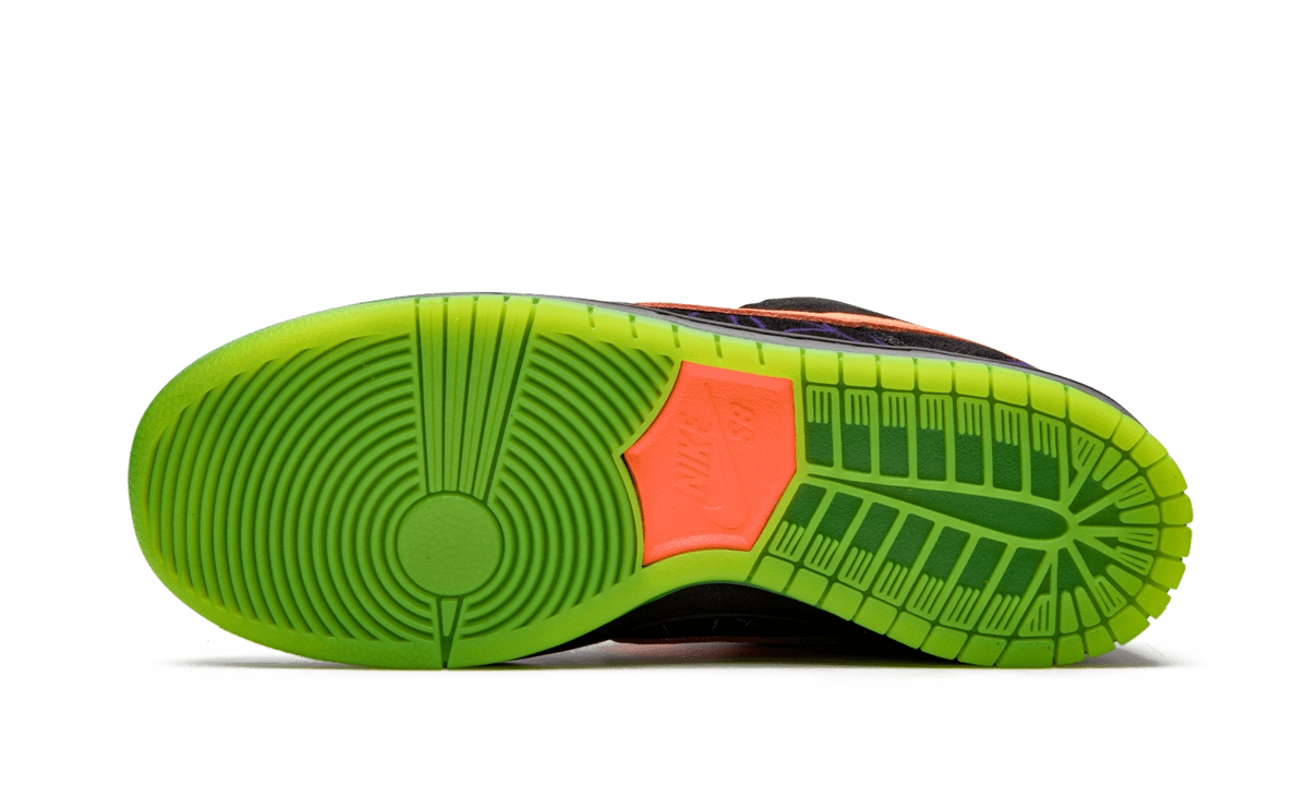 NIKE SB DUNK LOW "NIGHT OF MISCHIEF" Sport Chek Asics Running Shoes