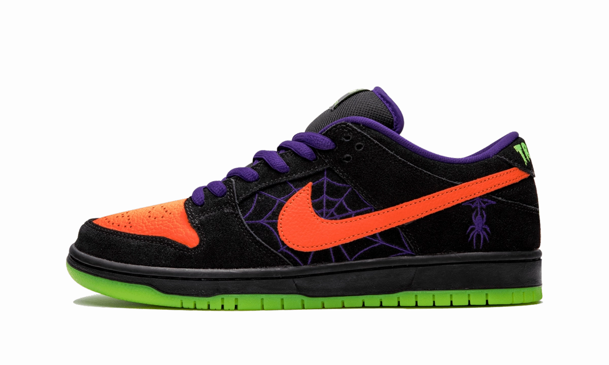 NIKE SB DUNK LOW "NIGHT OF MISCHIEF" Asics Jogging Shoes