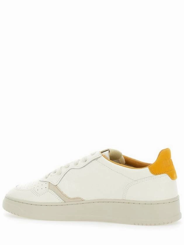 Jessica Simpson Platform Sneakers 'Medalist Low' White Low Sneakers With Logo Patch And Contrasting Heel Pad In Leather Man