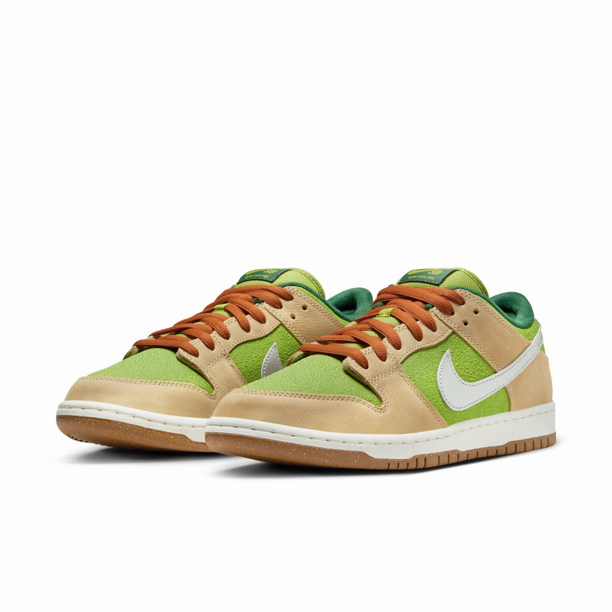 NIKE SB DUNK LOW PRO WC "ESCARGOT" SESAME / METALLIC SILVER-PEAR Asics India Cricket Shoes
