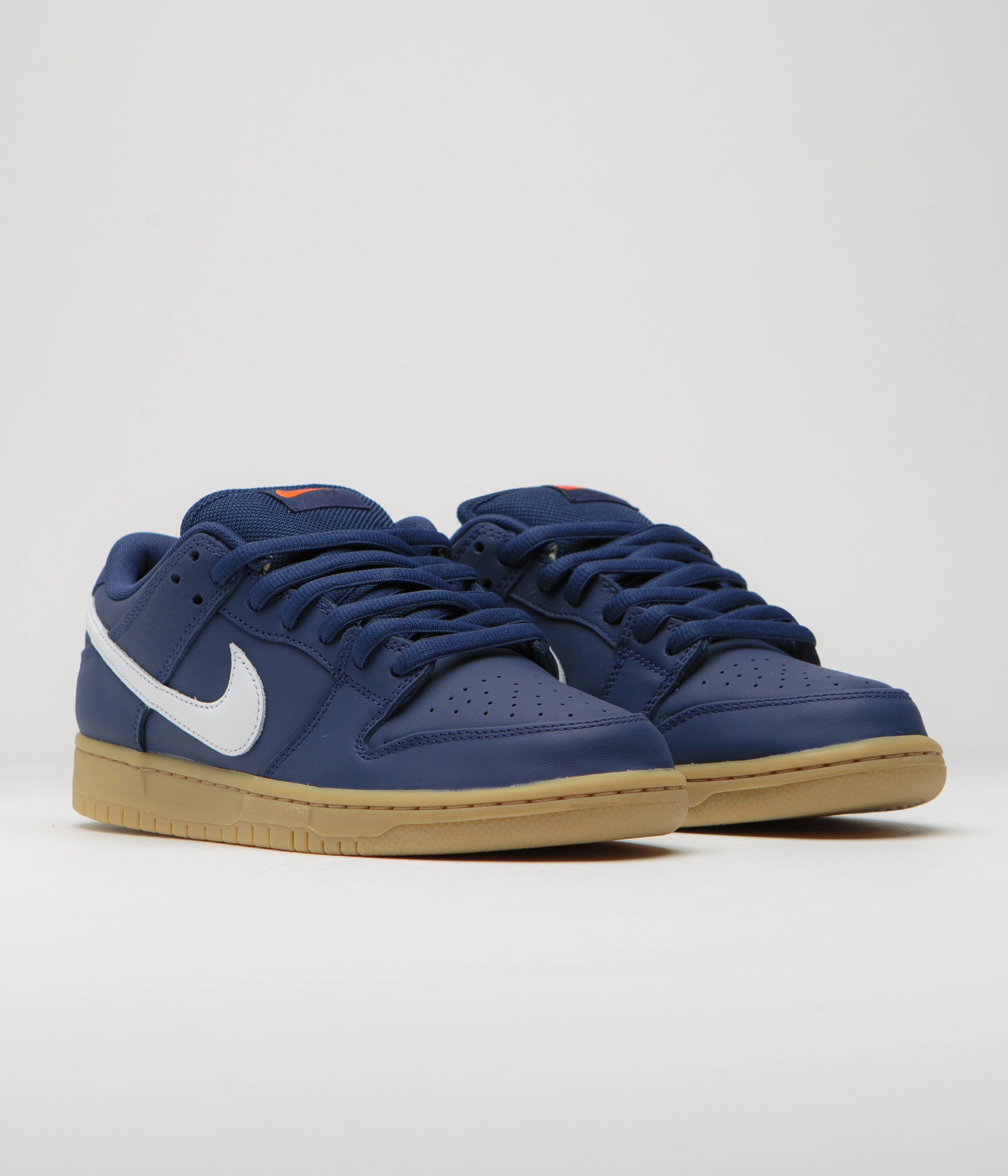 Nike SB Orange Label Dunk Low Pro Shoes - Navy / White - Navy - Gum Light Brown Asics Training Shoes For Flat Feet