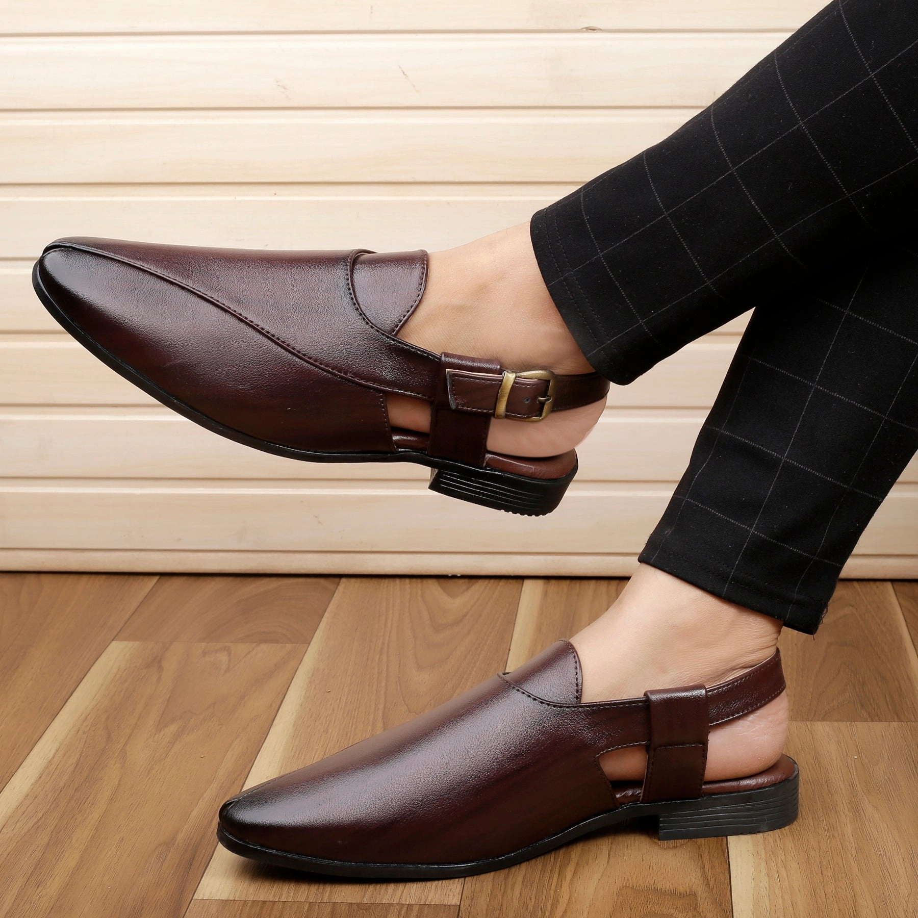 Patriots Slippers Bacca Bucci NOBILITY Close-Toe Outdoor Open Ethnic Sandals with Buckle