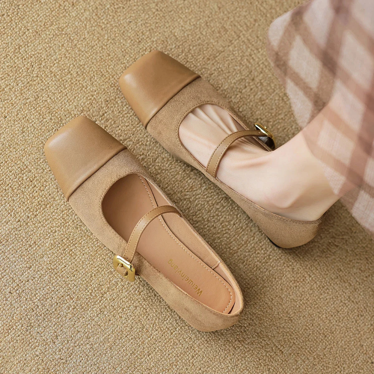 binfenxie  -  Fashion Womens Flat Shoes Classic British Style Mary Jane Shoes Comfortable Shallow Women Loafers Metal Decoration Casual Shoes Comfy Loafers