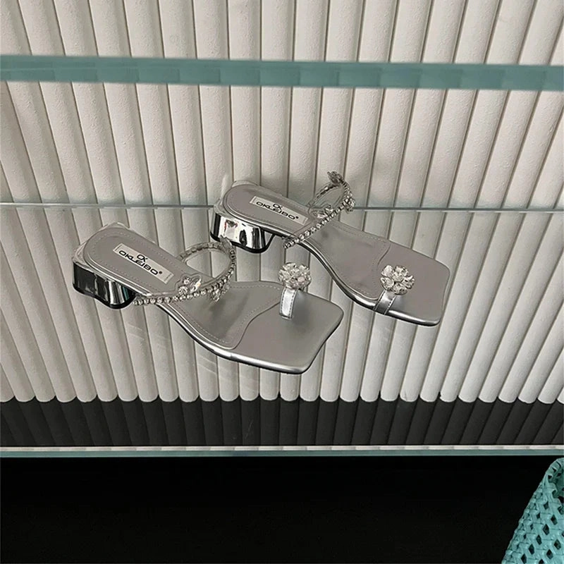 binfenxie Summers Women's Slippers Fashion Elegant Rhinestone Clip Toe Low Heel Ladies Casual Outdoor Beach Slides Sandal Flip Flop Judy Garland's Ruby Sliders