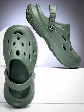 Personalized Dog Slippers Bersache Extra Soft Classic Casual with  Regular wear with Ultra Soft & Flexibility Technology Clog's for Men's & Boy's (6123-Green)