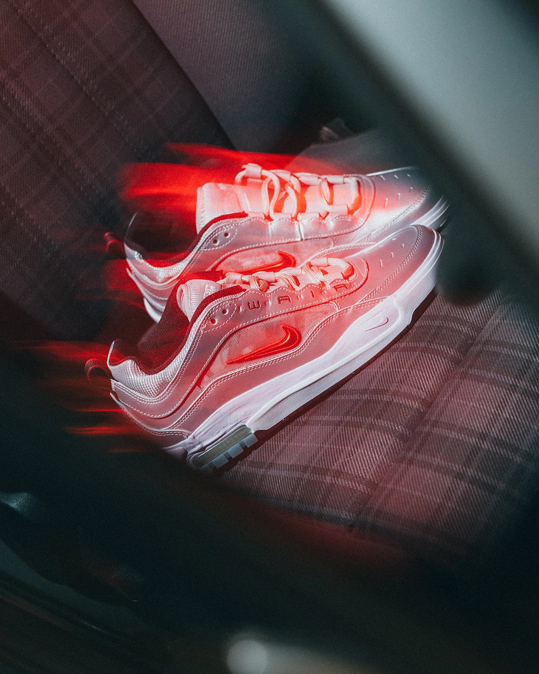 Nike SB Air Max Ishod Premium "Silver Bullet" Skate Shoes Asics Wrestling Shoes Evo