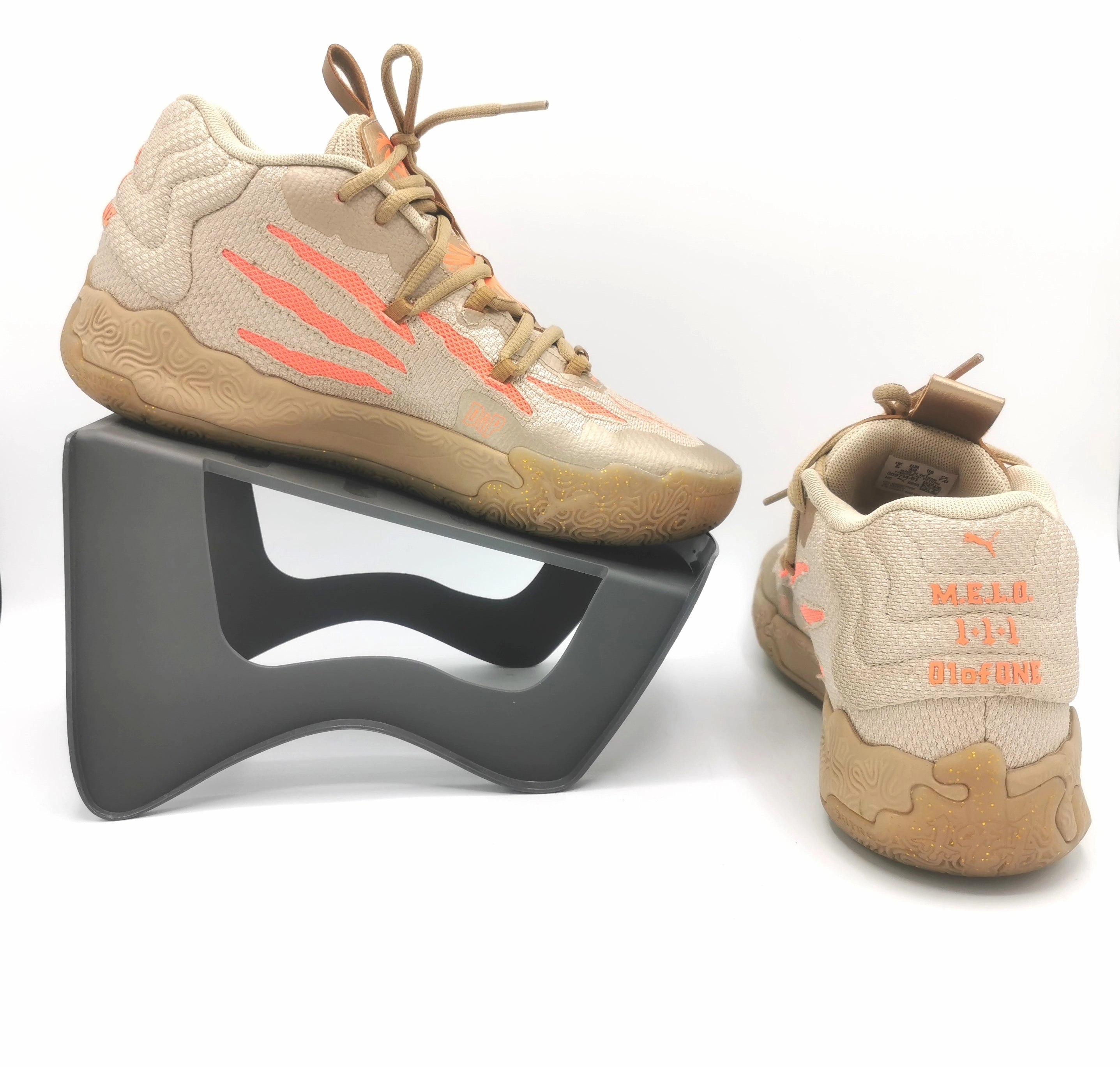 BOYS JUNIOR SIZE 7 US - PUMA x LAMELO BALL MB.03 CNY Gold-Fluro Peach EUC B60 Puma Shoes Stylish