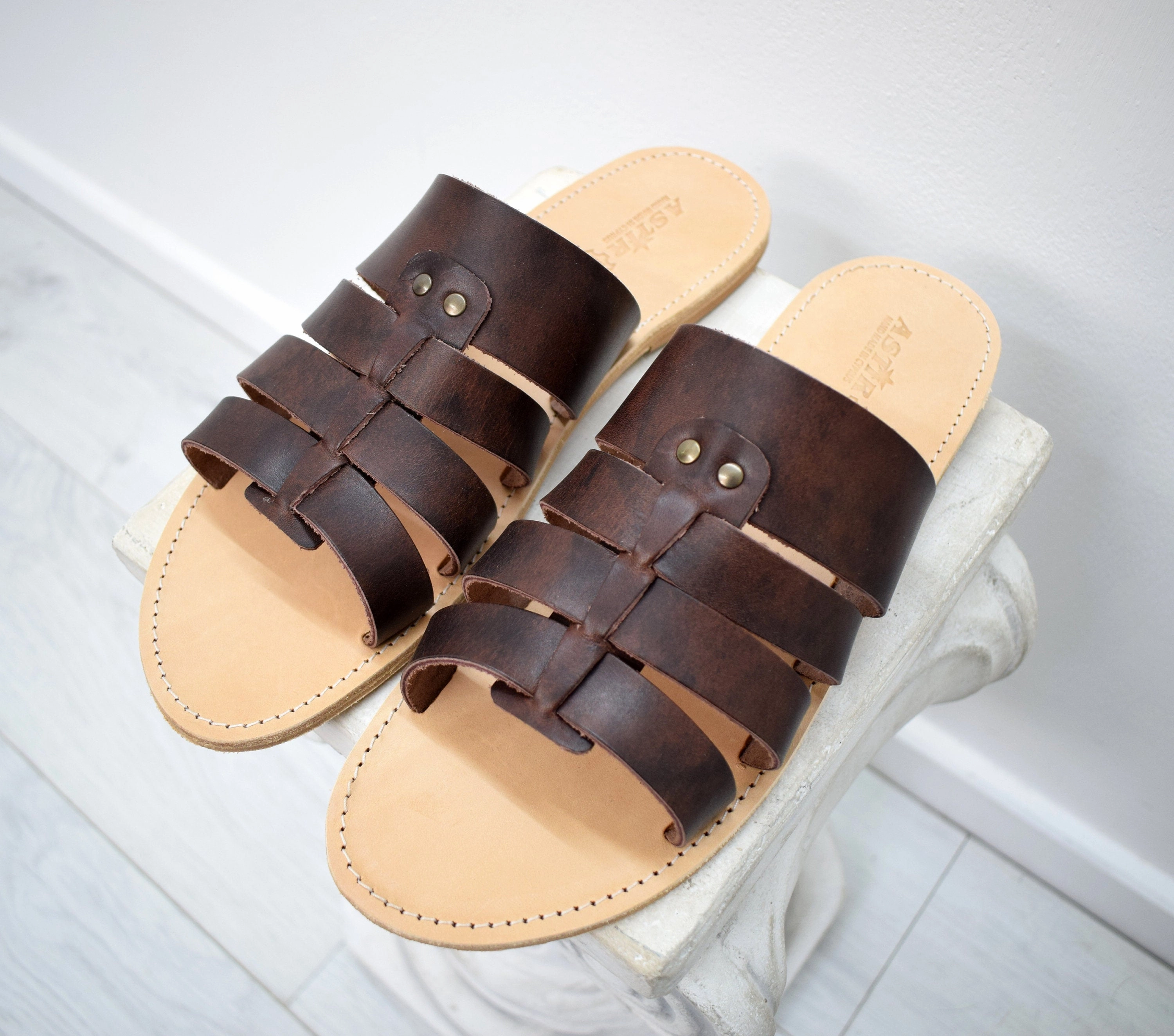 Men's Handmade leather sandals, High Quality Genuine Leather. Bling Sandals