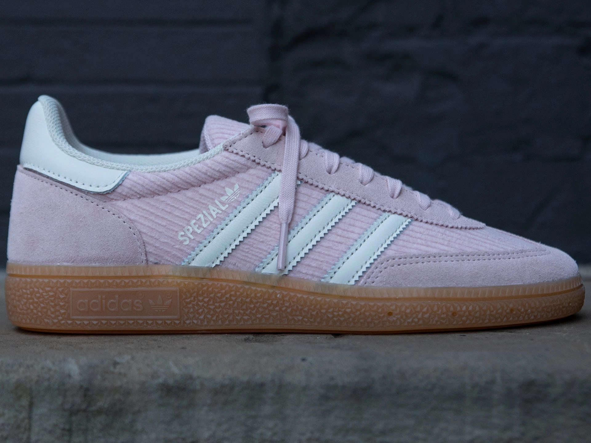 Best Adidas Shoe For Flat Feet Adidas Women's Handball Spezial 'Sandy Pink'