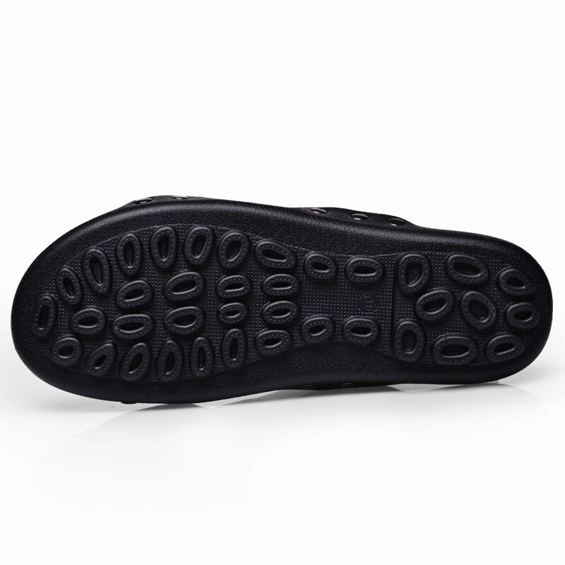 Casual Famous Brand Men Sandals Shoes Slippers Summer Flip Flops Beach Men Shoes Leather Microwave Heatable Slippers