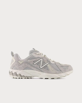 610v1 Raincloud / Grey Matter / Sea Salt Low Top Sneakers 990v5 New Balance