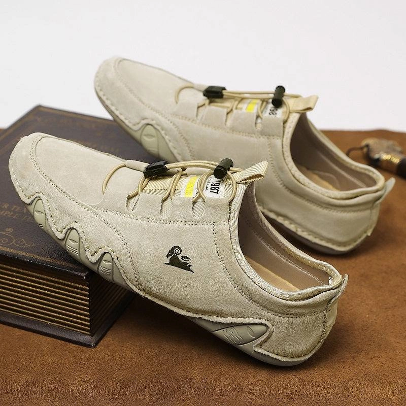 Crocs Flat Shoes Dbeck UrbanStride: Nubuck Leather Sportstyle Shoes For Outdoor And Everyday