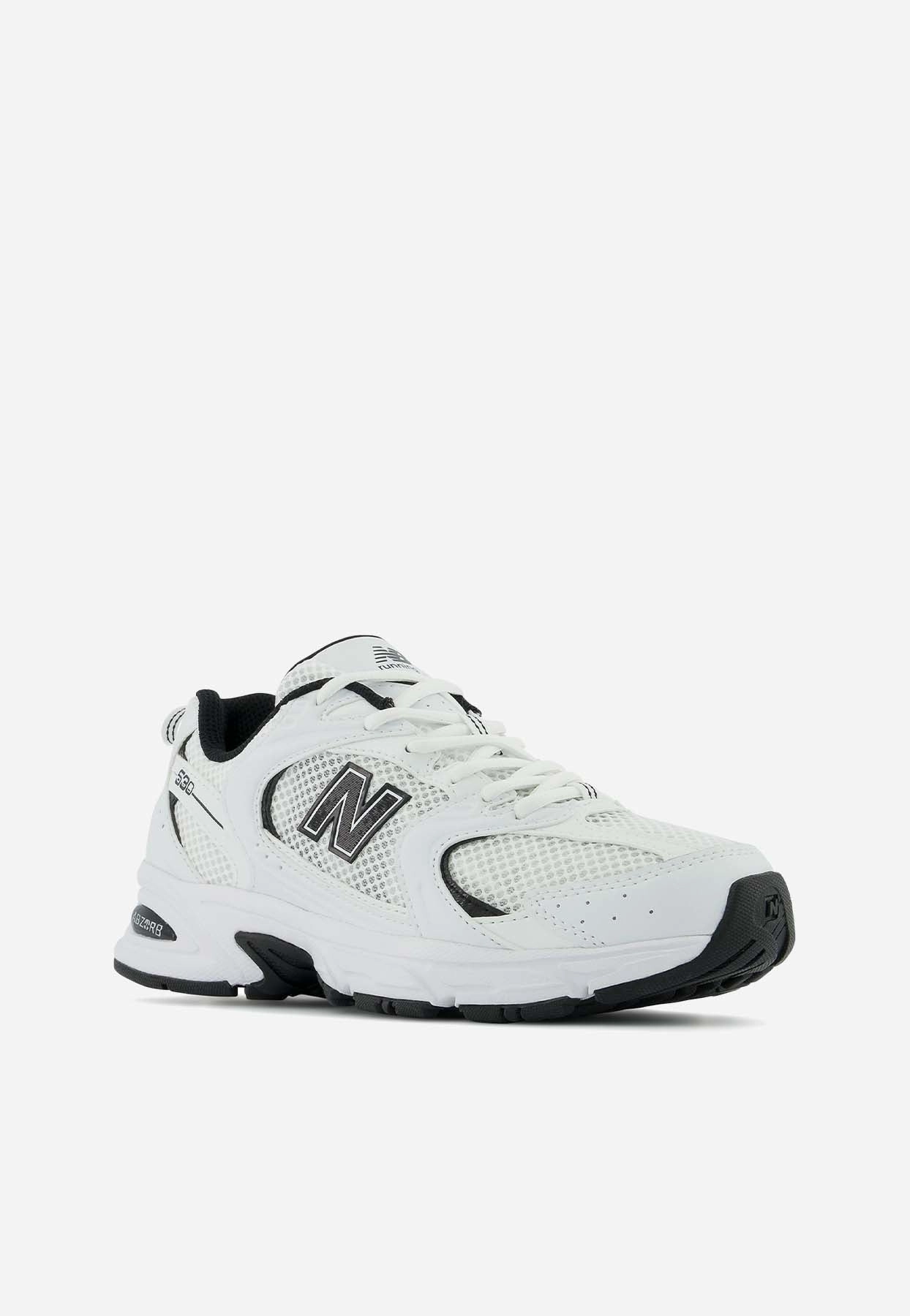 New Balance 327 Turtle Dove 530 Low-Top Sneakers in White with Black