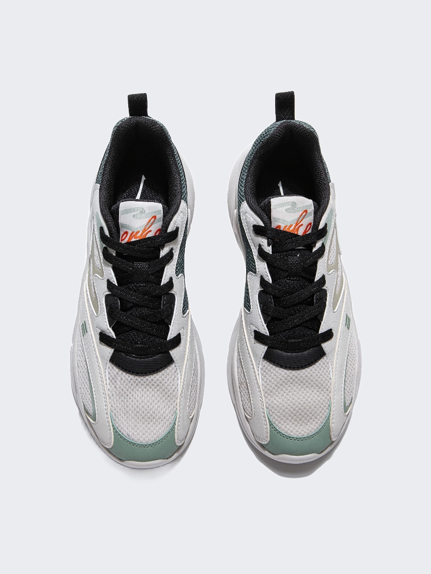 Erke Jogging Men Running Shoes Light Grey/Black Max Cushioning Running Shoes