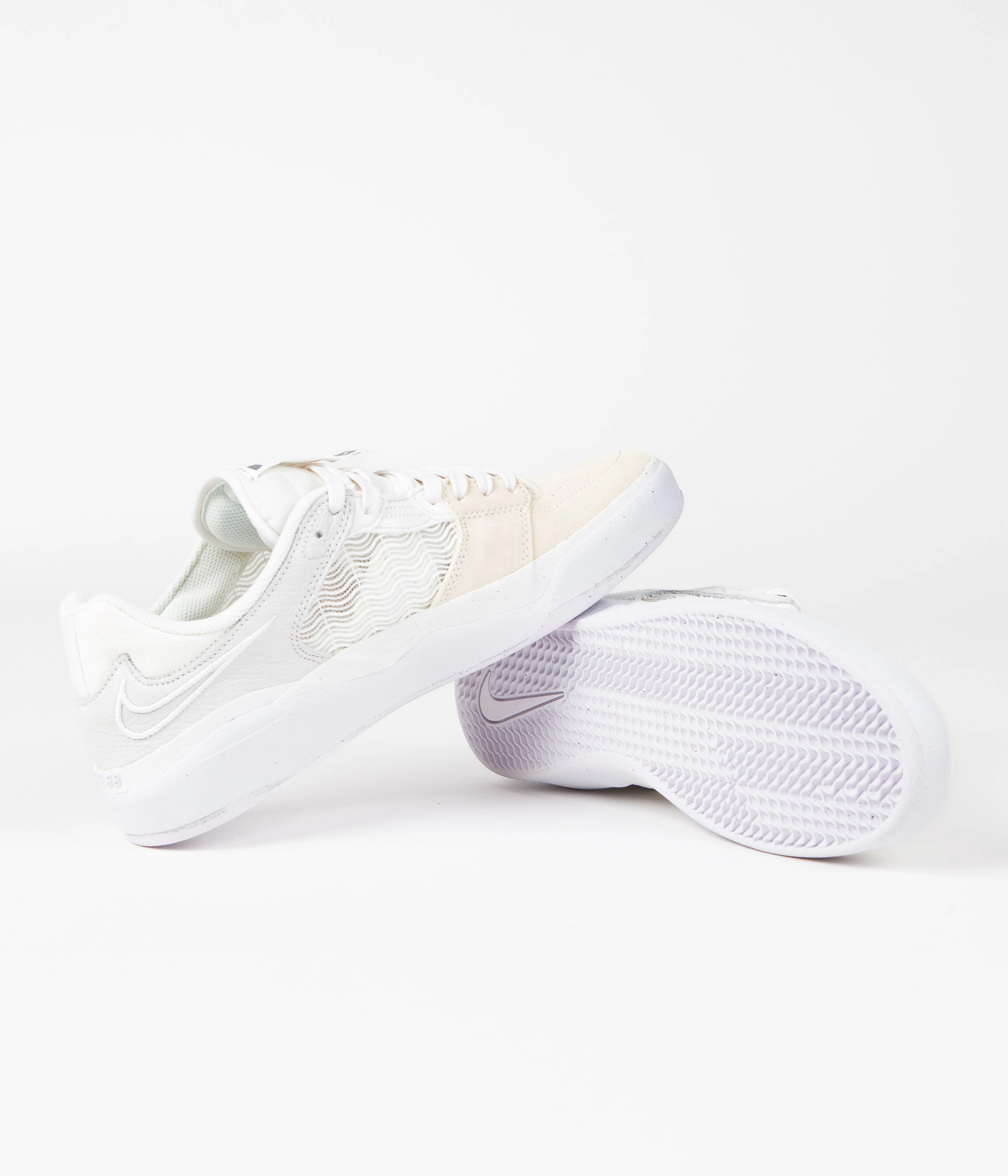 Nike SB Ishod Premium Shoes - Summit White / Summit White - Summit White Asics Shoes Pakistan