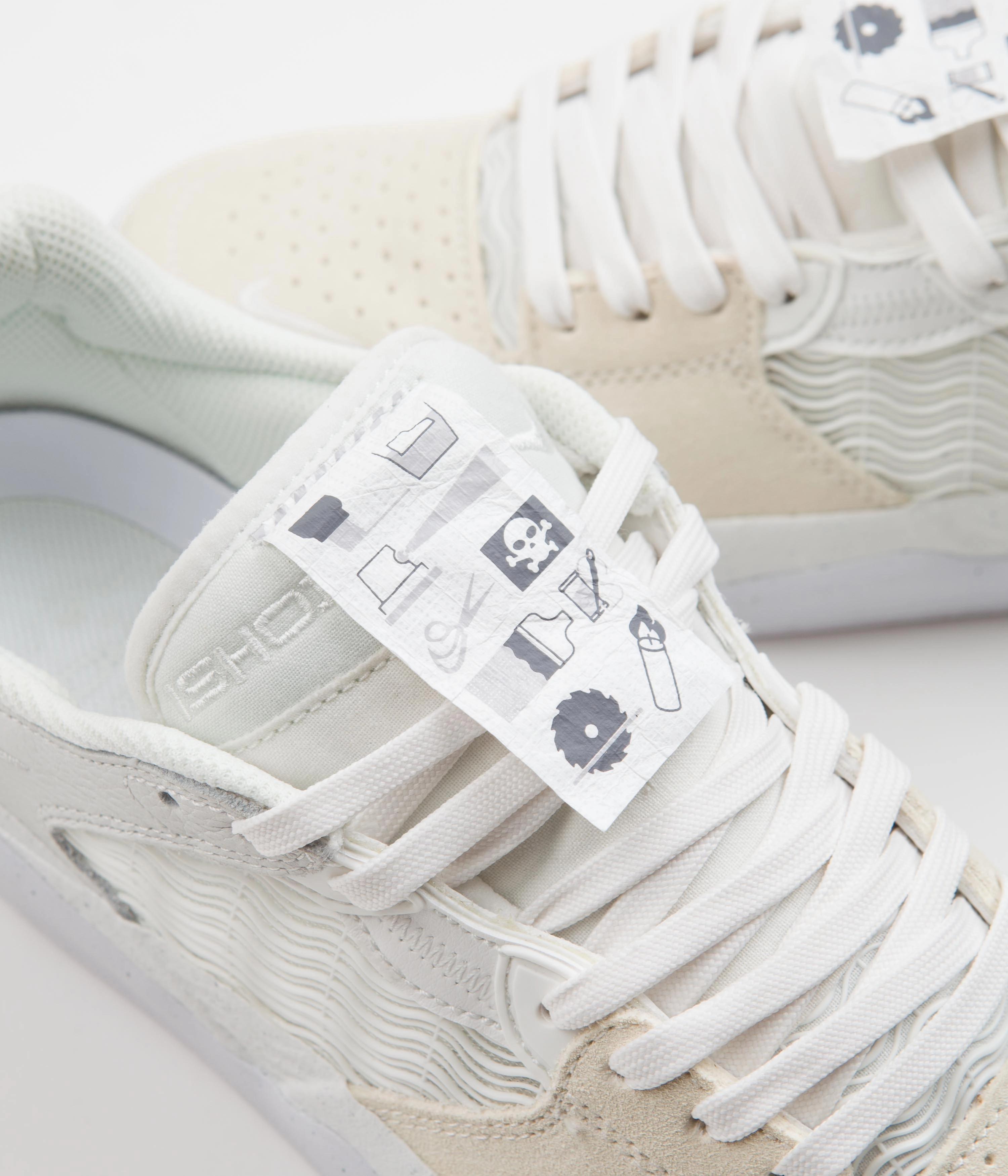 Nike SB Ishod Premium Shoes - Summit White / Summit White - Summit White Asics Fuzex Running Shoes