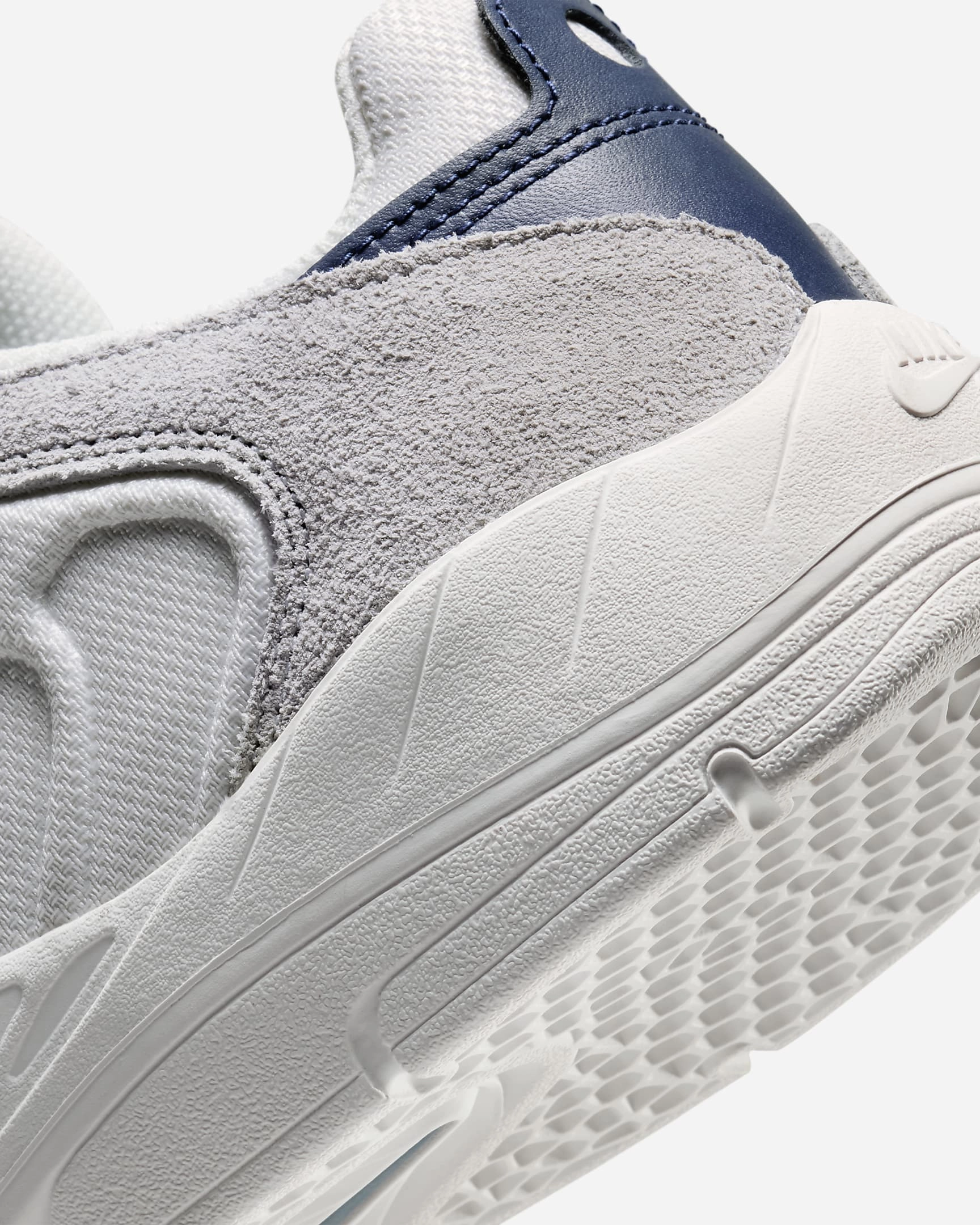 Nike SB Vertebrae FD4691-002 Platinum Tint/Midnight Navy (In Store Pickup Only) Asics Shoe Model Chart