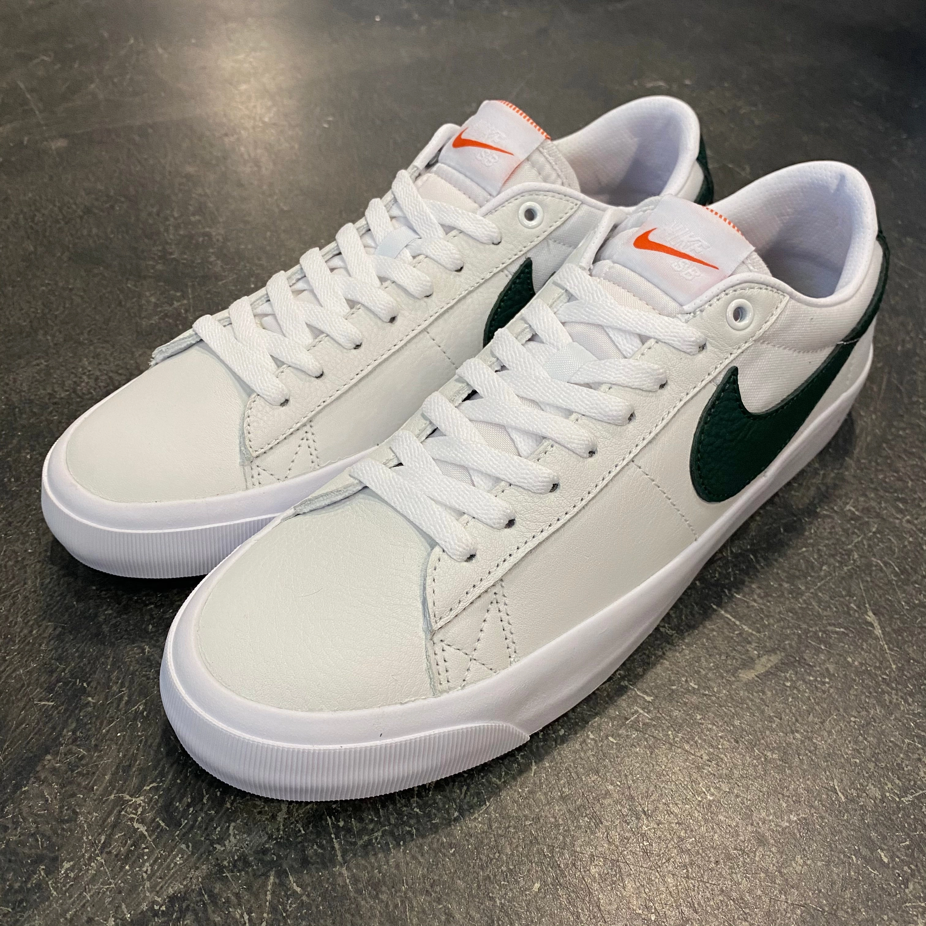 Asics Running Shoes Size 6.5 Nike SB Blazer Low GT Orange Label White/Pro Green