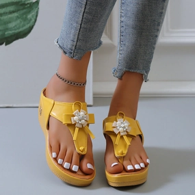 Flower Pearl Sandals Women Fashion Clip Toe Flip Flops Shoes Wedges Beach Shoes Flip Flops Aesthetic