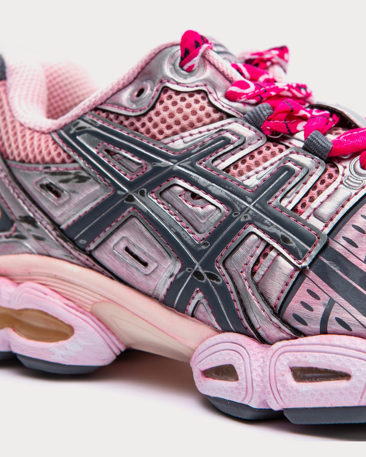 GEL-Nimbus 9 Bandana Pink / Tinto / Silver Low Top Sneakers Asics Shoes For Heavy Runners