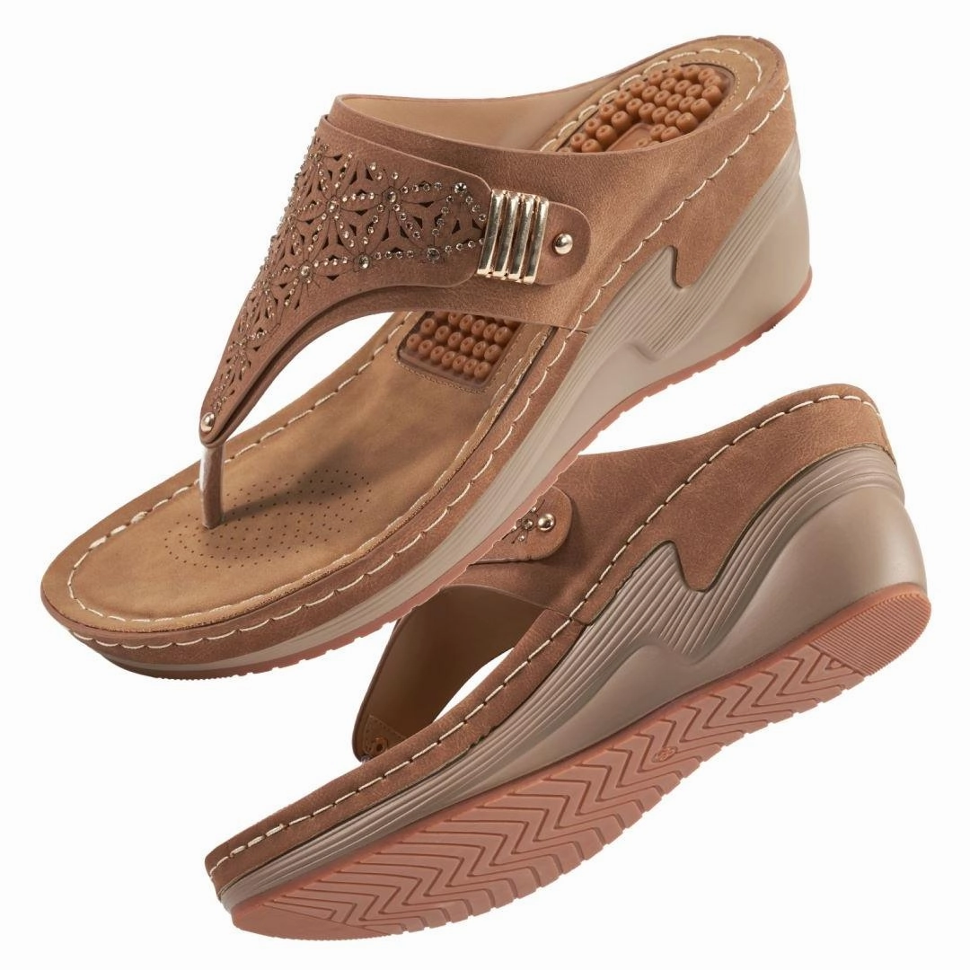 HARENCWomens Sandals Flip Flops for Women with Arch Support Summer Casual Wedge Thong Shoes Comfortable Platform Walk Sandal Biodegradable Flip Flops