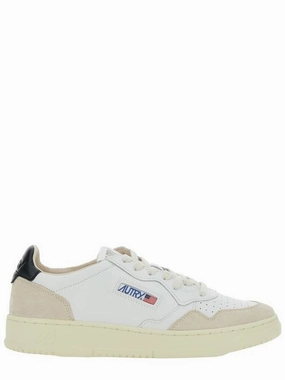 Sneakers With Thick Soles 'Medalist' White Low Top Sneakers With Beige Suede Details In Leather Man