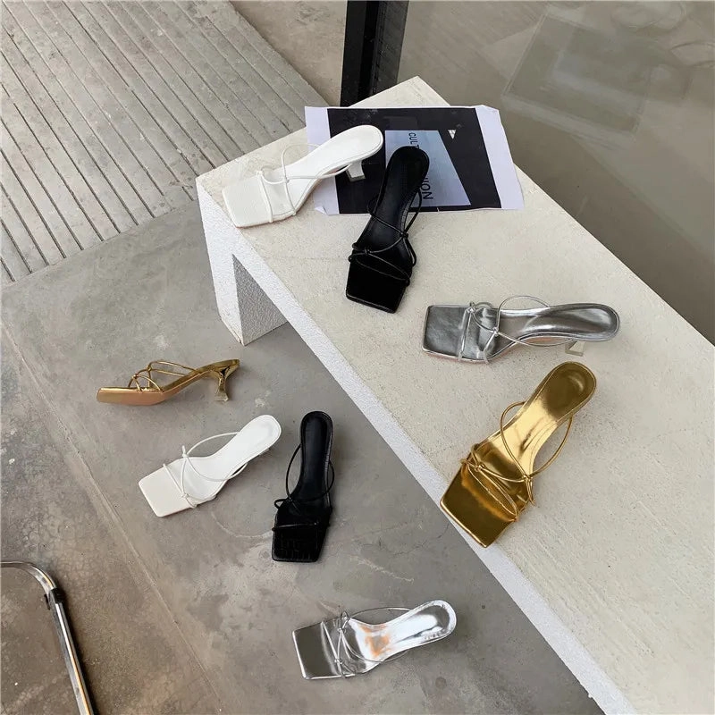 binfenxie 2024 New Summer Gold Slipper Low Heel Slides Female Peep Toe Square Heel Sandal Vacation Women Flip Flops Mujer Shoes Flip Flops Bar And Grill Myrtle Beach Sc