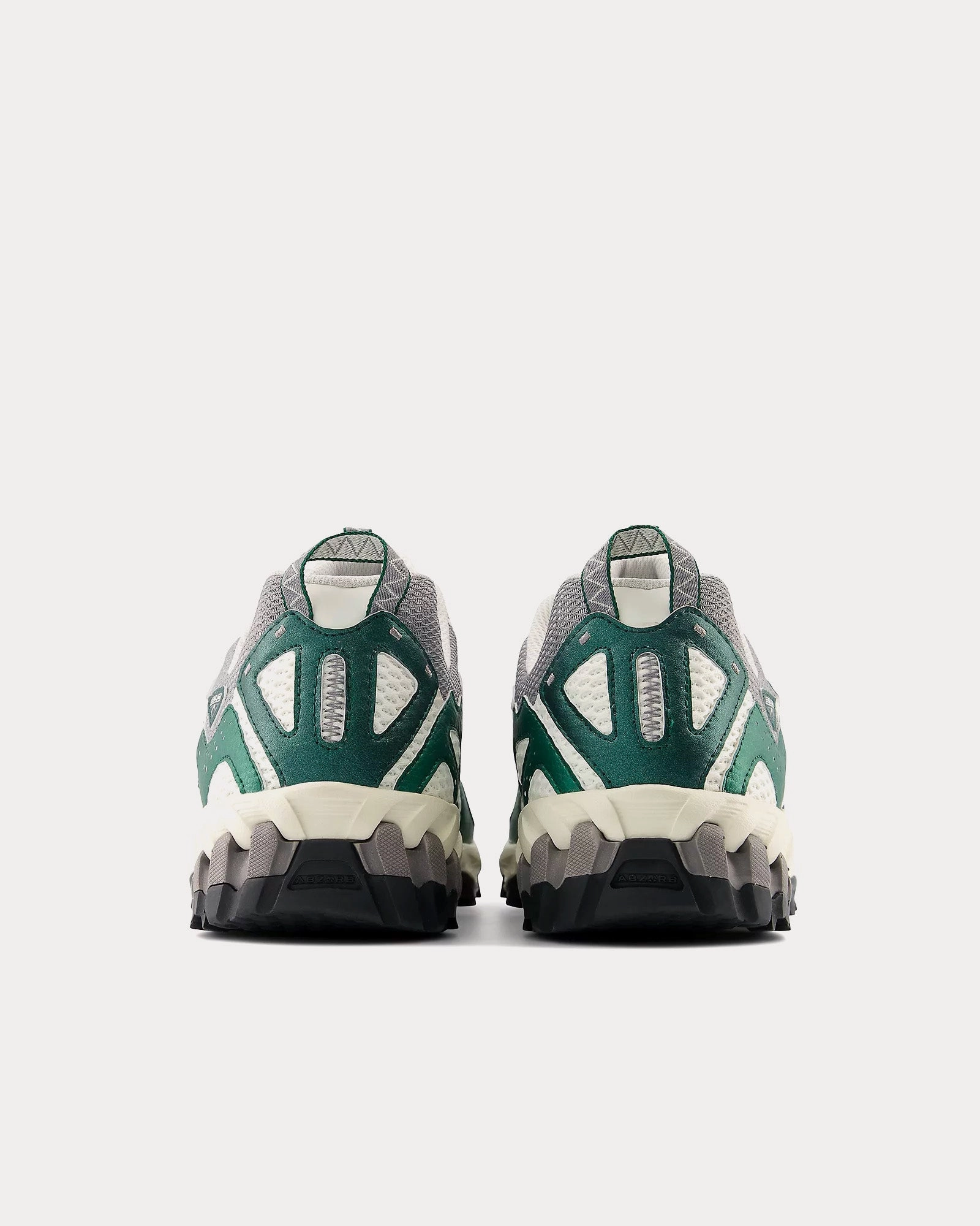 New Balance Shoe Inserts 610v1 Nightwatch Green / Sea Salt / Shadow Grey Low Top Sneakers