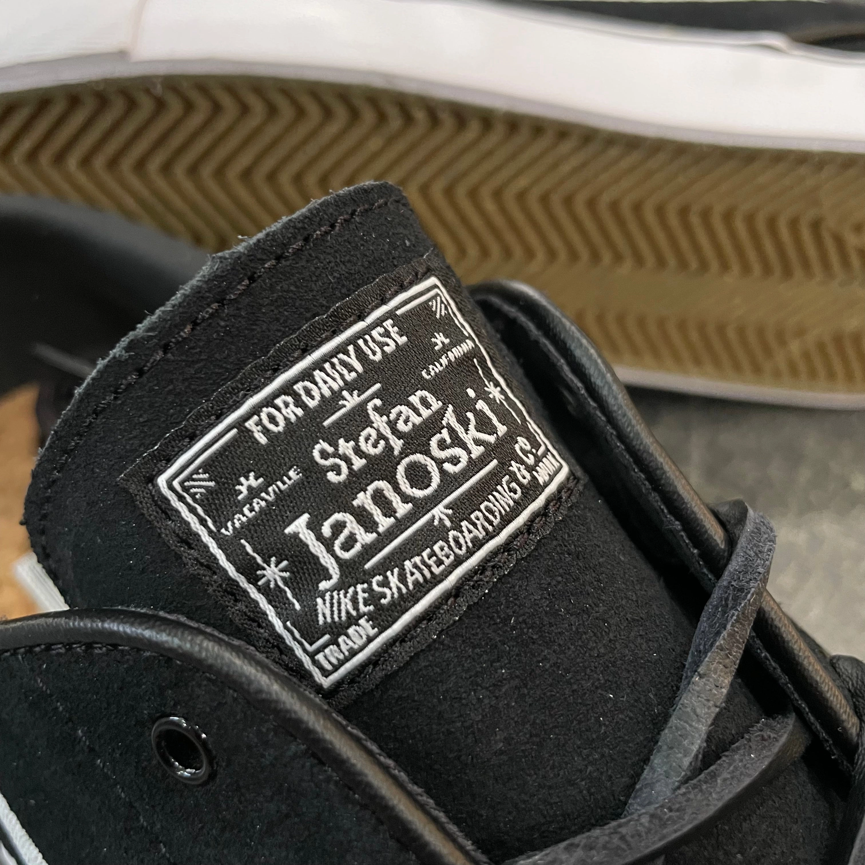 Nike SB Janoski OG  Black/White Asics Gel Ultralyte Cheer Shoes