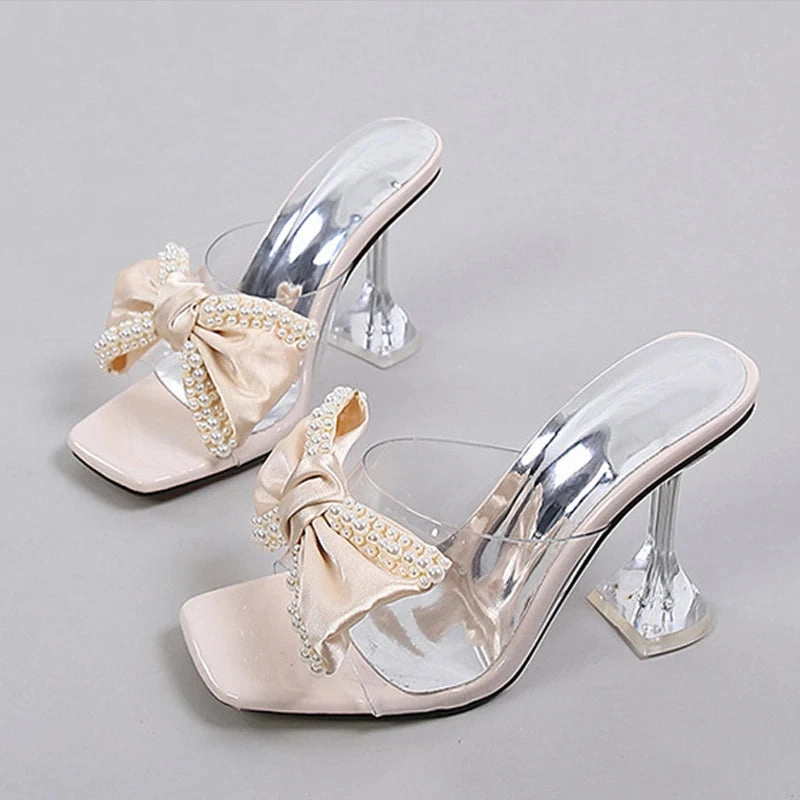 Liyke 2024 neuen Stil rosa Frauen Hausschuhe Sandalen Mode Perle Bowknot High Heels PVC transparente Schuhe Sommer Maultier Slides Pumps Clogs Sandals