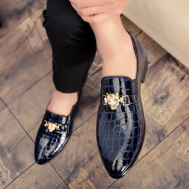 Luxury Crocodile Grain Men Shoes Slip-on Flat Oxfords Shoes Men Casual Fashion Pointed Toe Dress Shoes Business Wedding Shoes Minimalist Flats Shoes