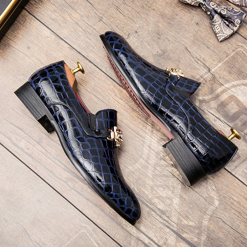 Luxury Crocodile Grain Men Shoes Slip-on Flat Oxfords Shoes Men Casual Fashion Pointed Toe Dress Shoes Business Wedding Shoes Best Shoes For Gym Flat Feet