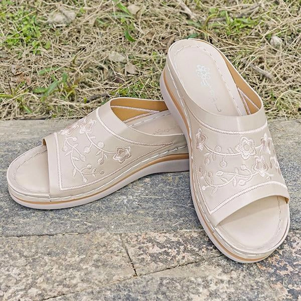 Skidders Slippers Women's Vintage Casual Embroidered Slippers 50736317S