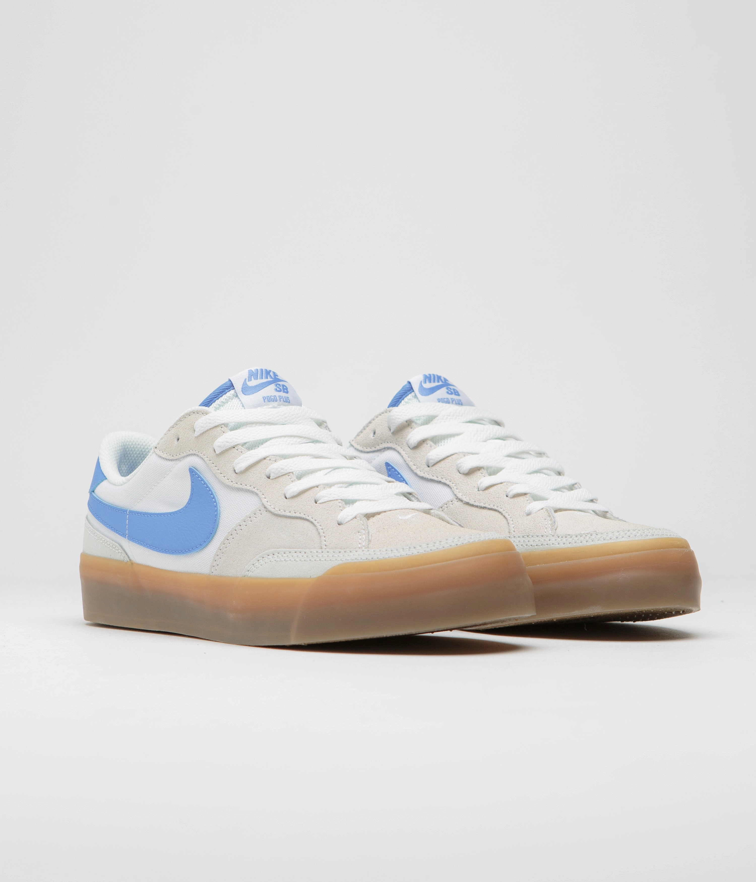 Asics Gel-cumulus 18 Running Shoe Nike SB Pogo Shoes - Summit White / University Blue - White