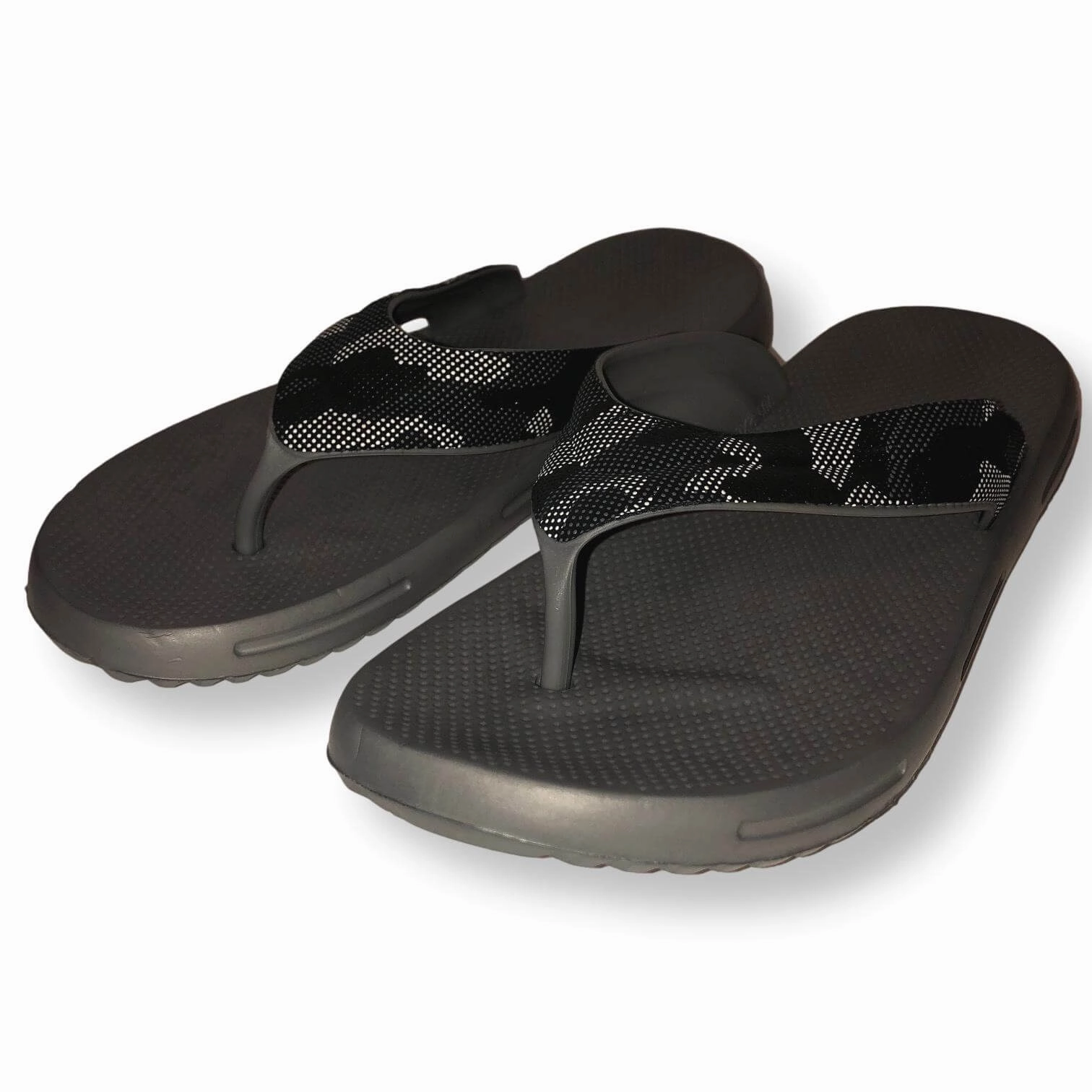 Mens Thong Sandals Camo Flip Flop Shower Shoes, Black, Brown and Gray, Size 7-12 Sandals Wide Width