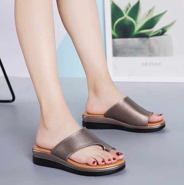 Lightweight Flip Flops NEW Acrossage Women Comfort Platform Wedge Sandals Open Toe Leather Bunion Slippers Lightweight Flip Flops Shoes for Summer, Khaki, Sz 10.5