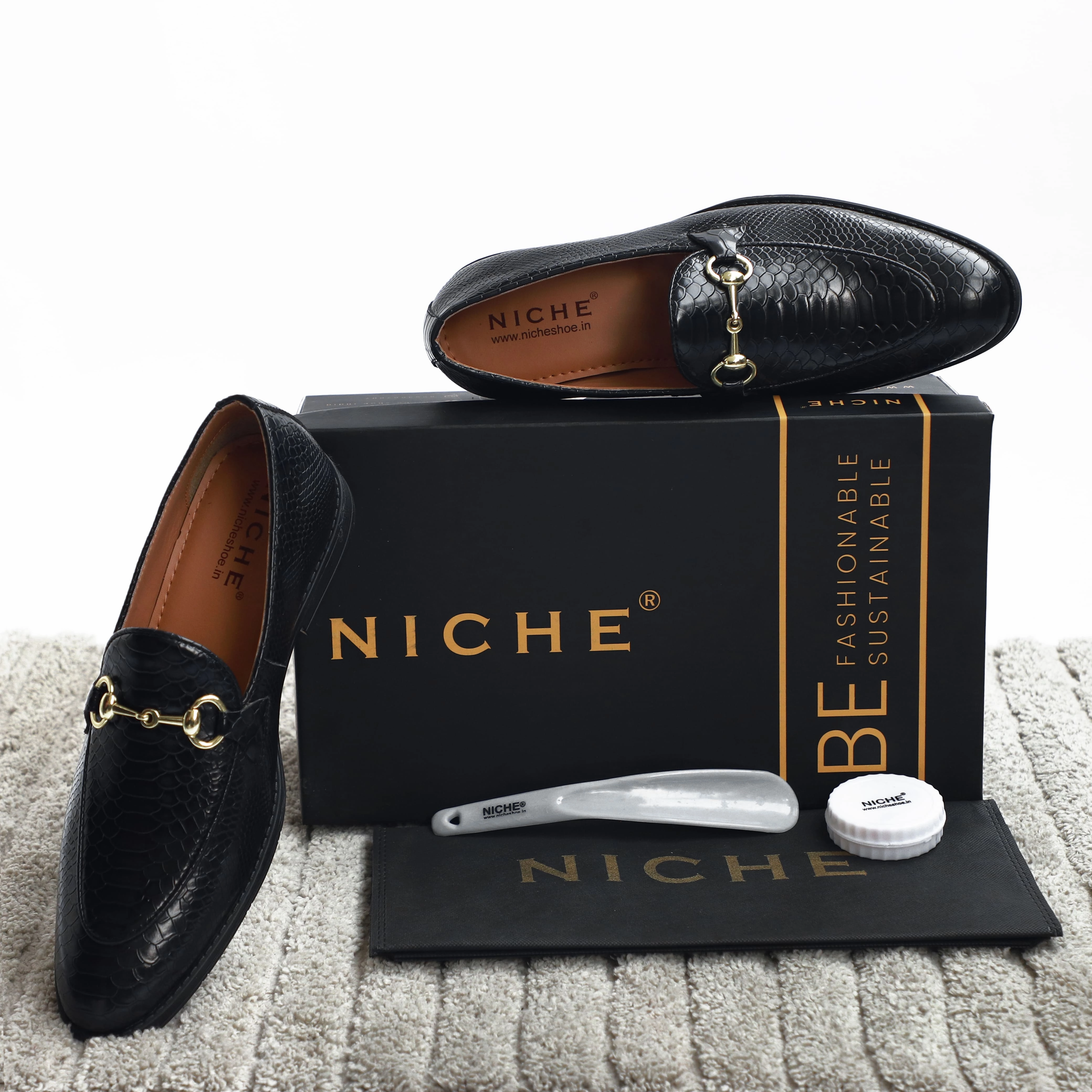 Chuncky Loafers NICHE Black Python Print Horsebit Loafers