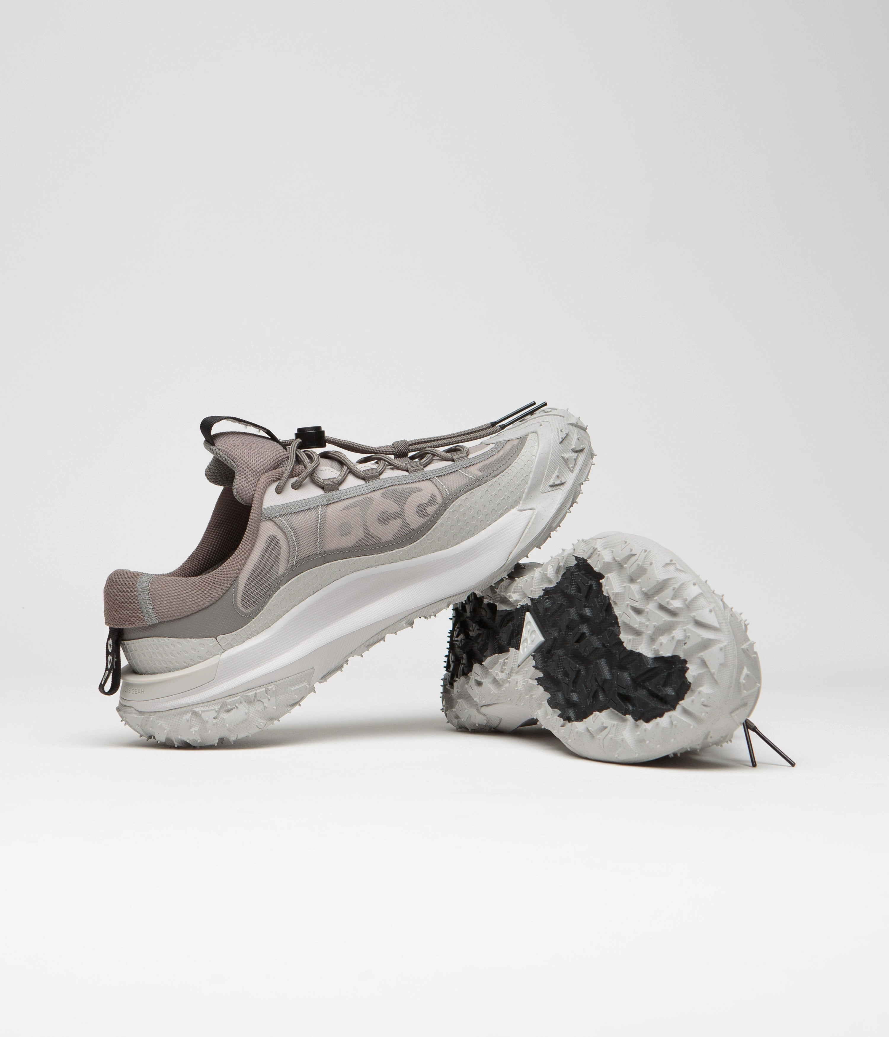 Nike ACG Mountain Fly 2 Low Shoes - Light Iron Ore / Black - Flat Pewter Asics Gt 2000 10 Running Shoes