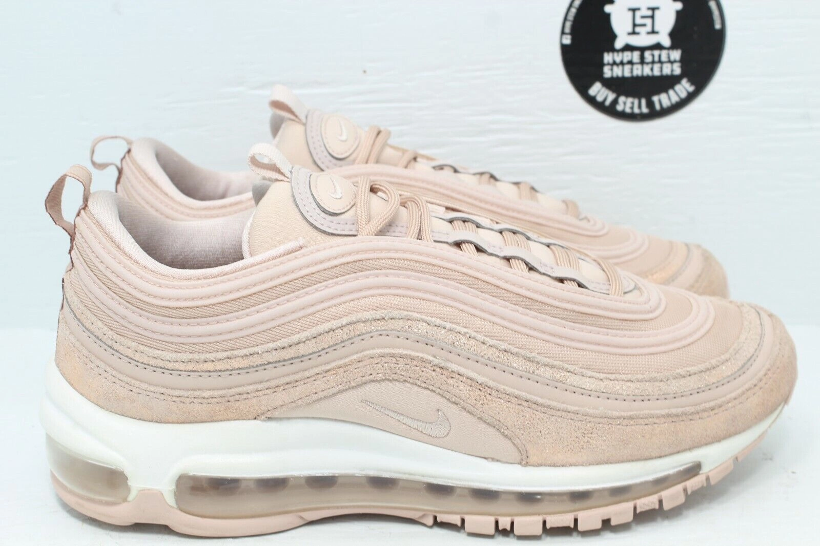 Nike Air Max 97 SE Metallic Particle Beige (W) Size 8 AV8198-200 Asics Sonic Sky Pro Track And Field Shoes