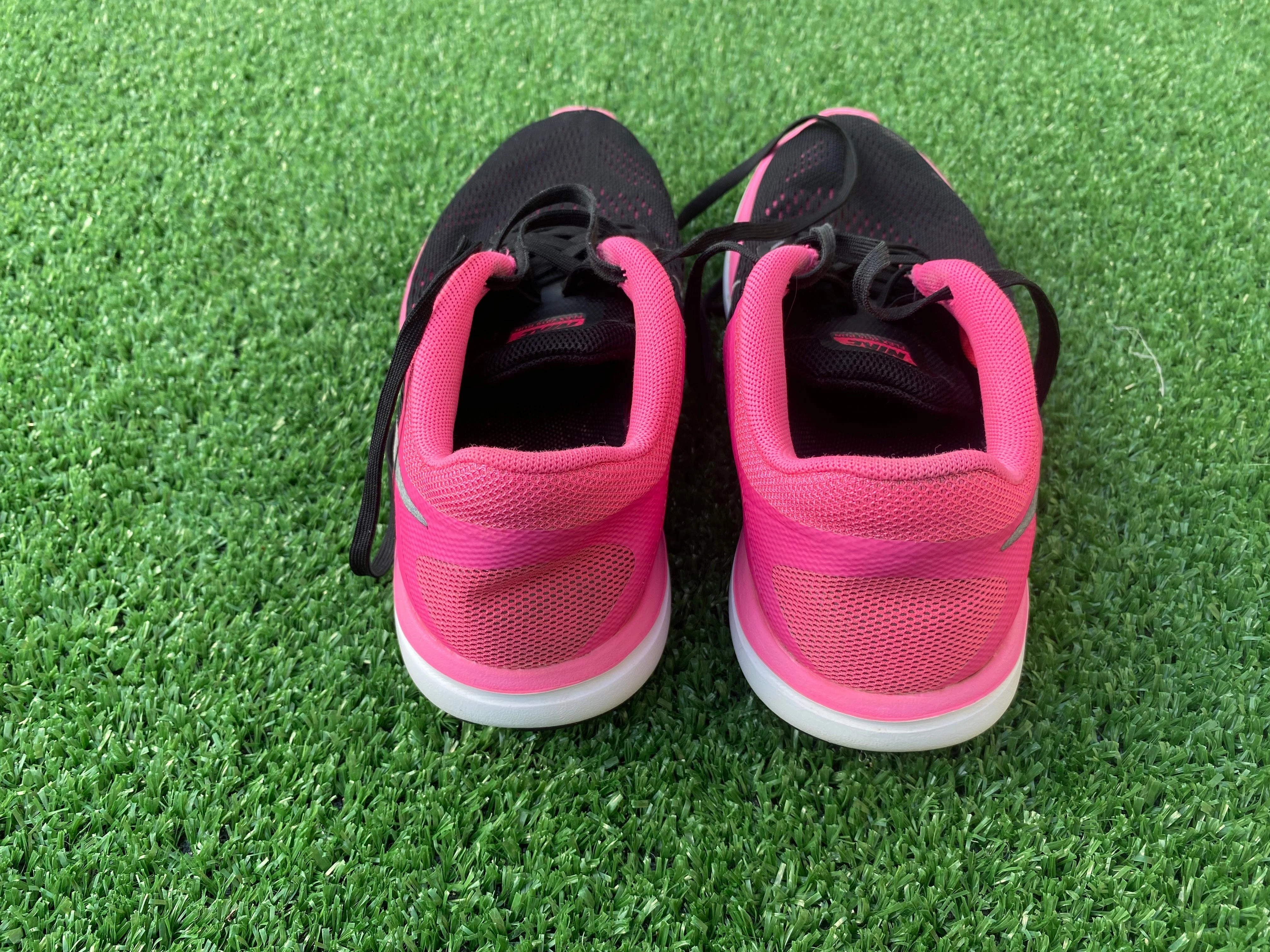 Asics Running Shoes With Carbon Plate Nike Flex 2016 Run Youths Womans UK Size 4 EU Size 37.5 Trainers / Sneakers / Shoes